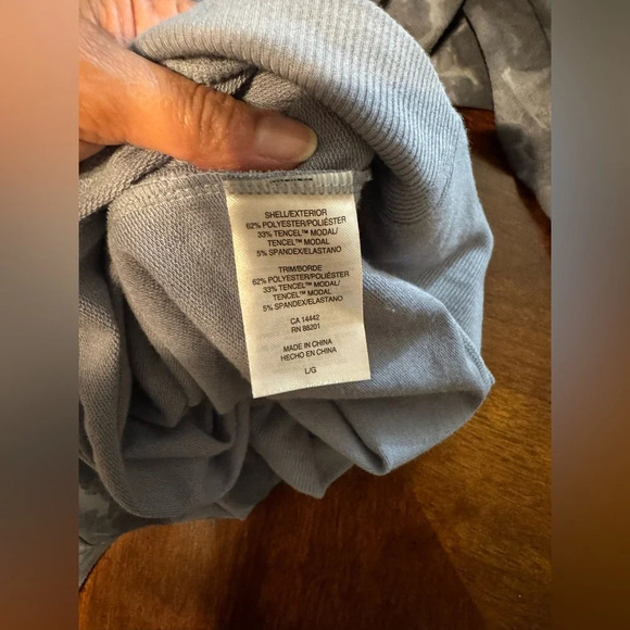 Mondetta Women's Printed Crewneck Active Sweatshirt Soft Gray Blue Size Large - Picture 10 of 11